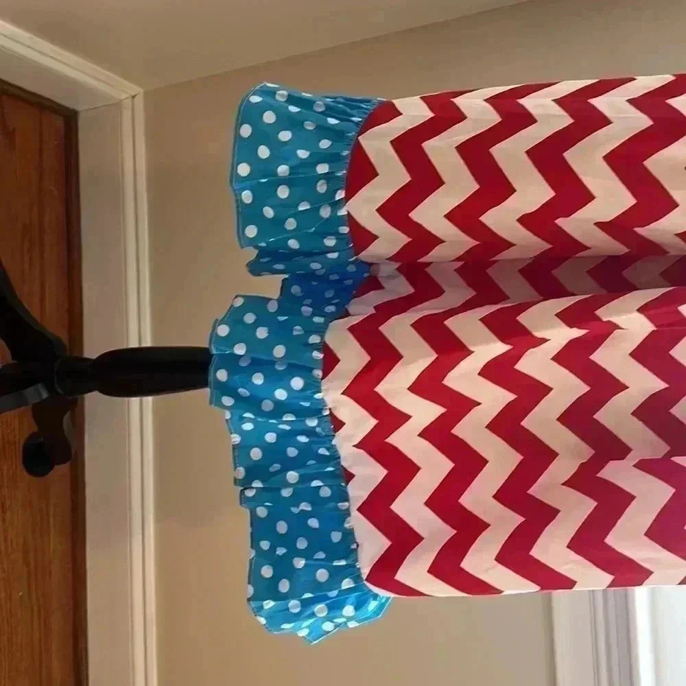 GIRLS RUFFLE SMOCKED DRESS SIZE 4 - Picture 5 of 7